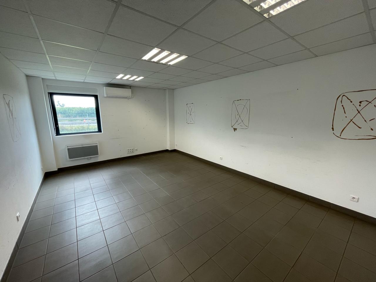 Local d'activité Flavigny-sur-Moselle 338m² Location local d'activité Flavigny-sur-Moselle Meurthe-et-Moselle OLACT2425562 4